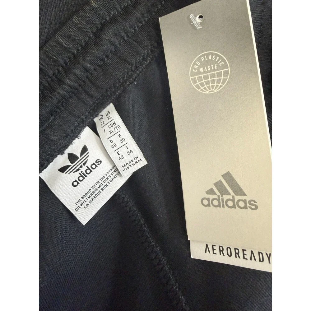 adidas Originals Men's XL Black 3 Stripes Track Pants Zip Pockets NWT